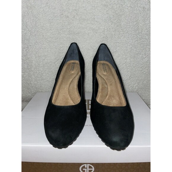 Giani Bernini Memory Foam Tavettil Black Suede Heels Shoes Size 8.5 M - Picture 2 of 10